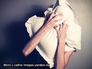 Лишился жены, свободы и звания