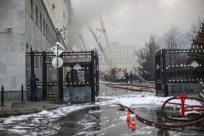 МЧС отчиталось о ликвидации пожара в здании Минобороны